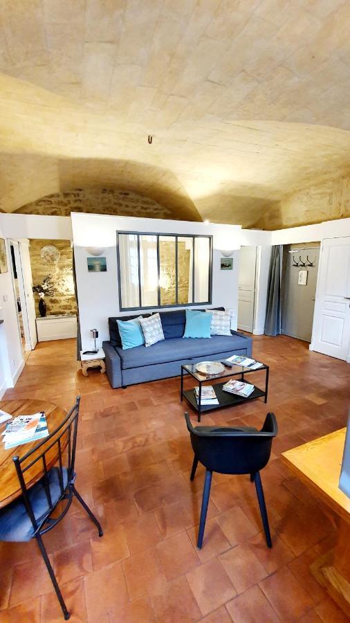 Appartement Dans Hotel De Flaux Uzes Exterior photo